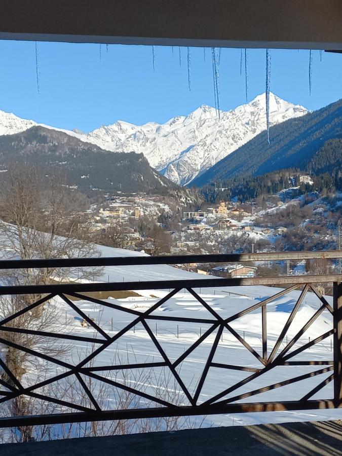 Guesthouse Caucasus Mestia Exterior foto